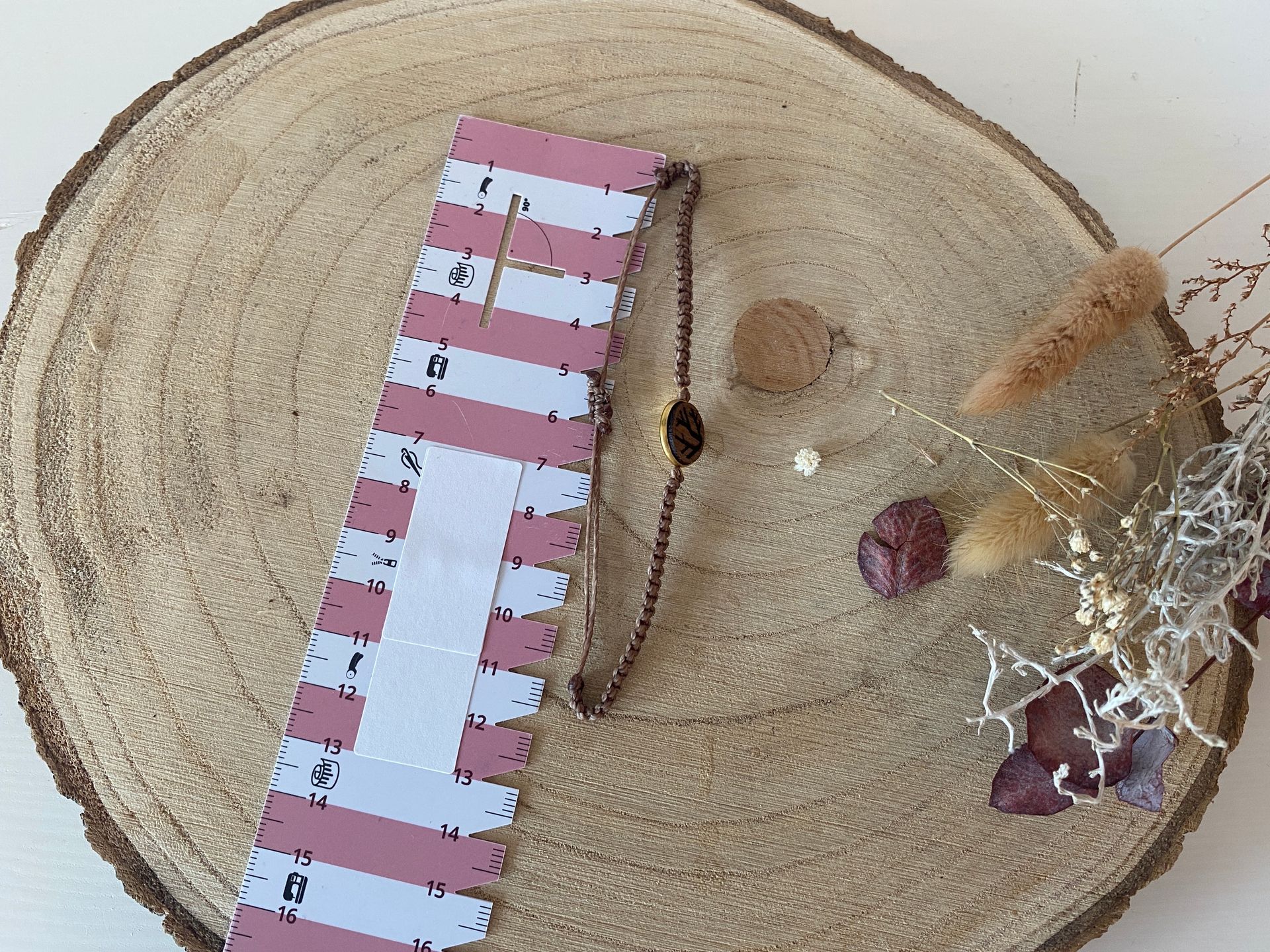 Abstrakte Äste Handgeknüpftes Makrameearmband