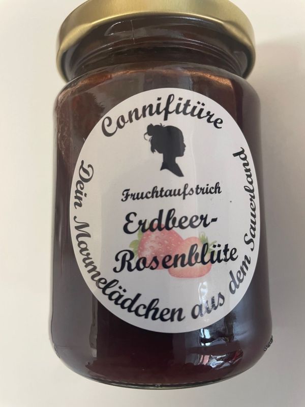 Fruchtaufstrich - Erdbeer Rosenblüte Fruchtaufstrich - Erdbeer Rosenblüte