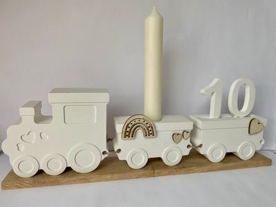 Geburtstagszug mit 2 Waggons, ohne Einschieber Geburtstagszug mit 2 Waggons, ohne Einschieber