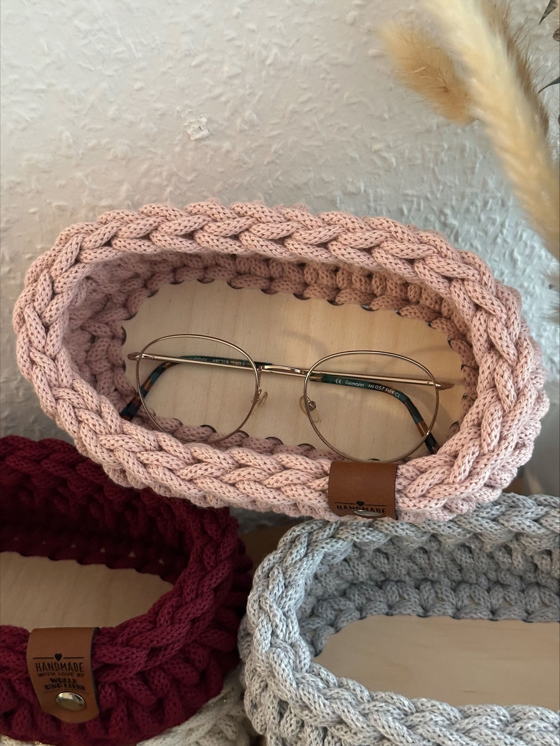 Ovales Körbchen Holz/ Brille