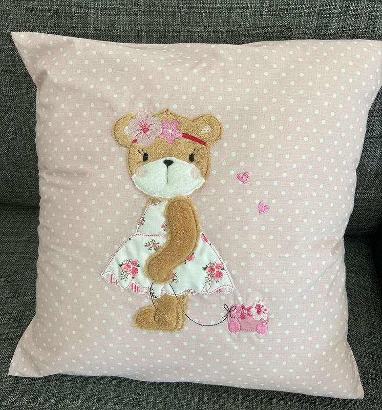 Kissen Bärenmädchen Kissen Bärenmädchen