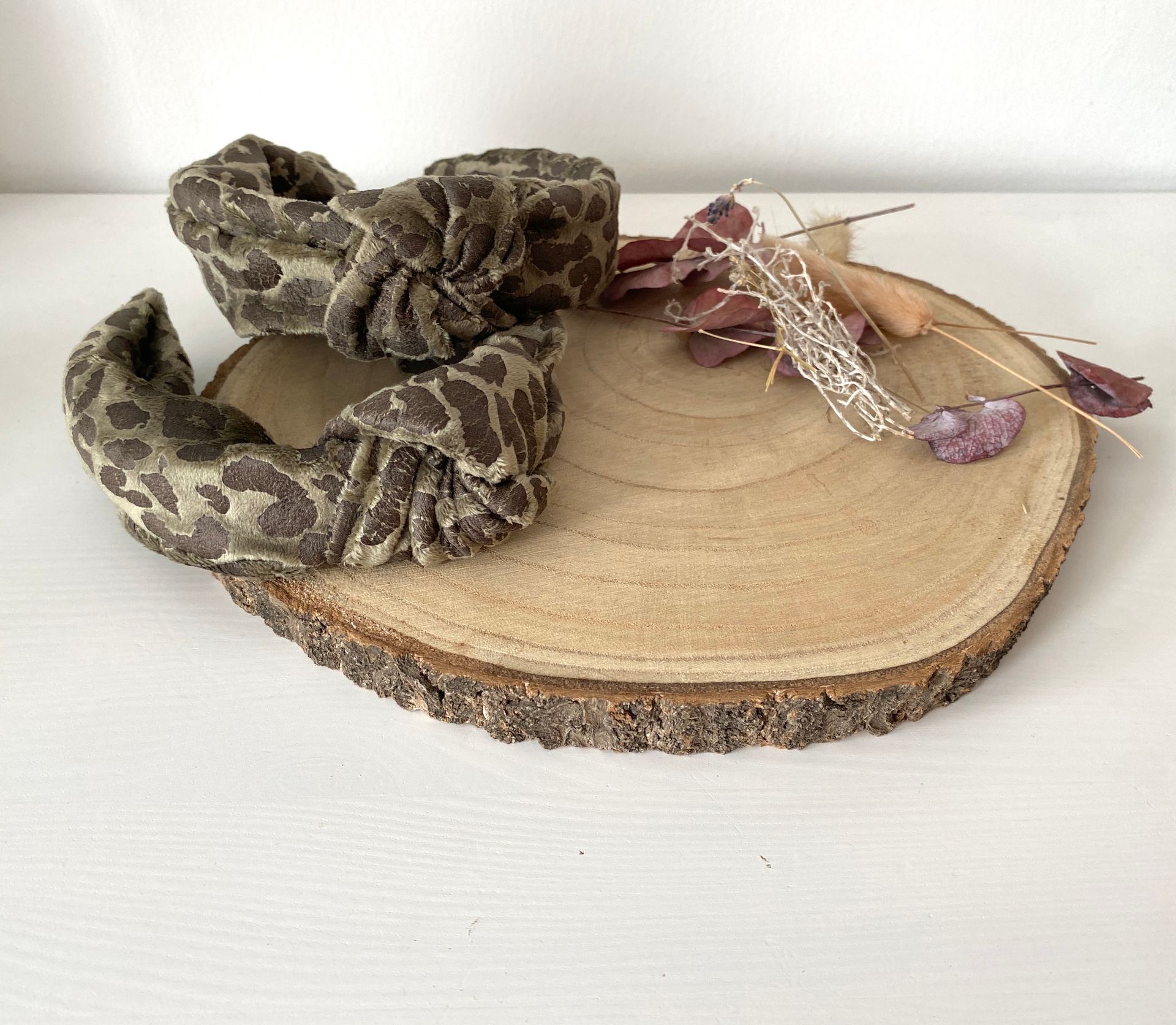 Haarreifen mit Leoprint handgenäht