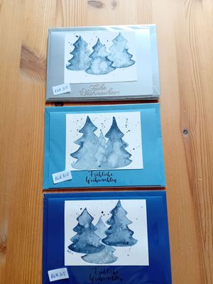 Grußkarte mit Weihnachtsbäumen Grußkarte mit Weihnachtsbäumen
