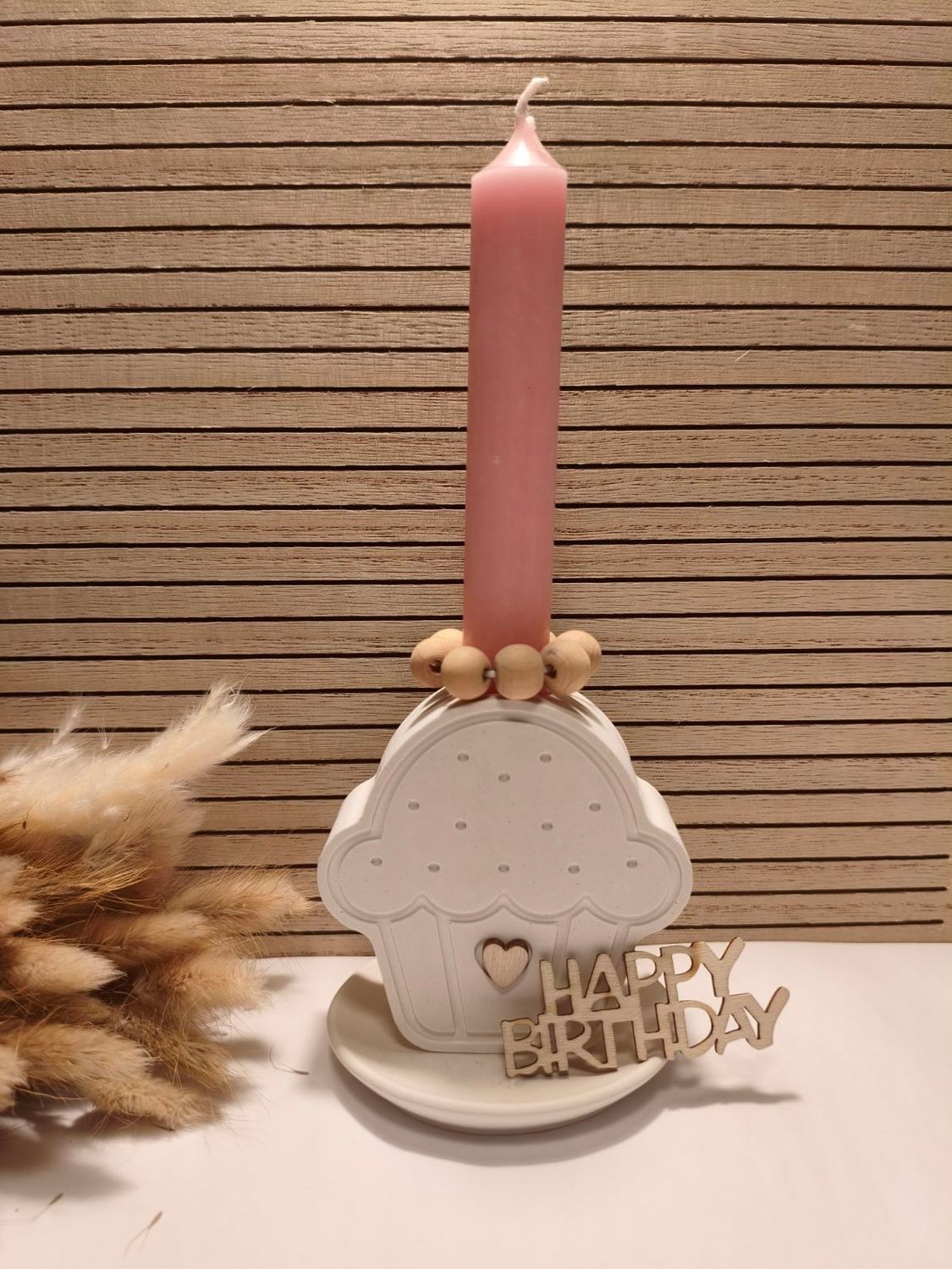 Geburtstagsmuffin mit Kerze Geburtstagsmuffin mit Kerze