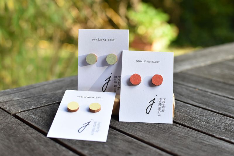 Ohrstecker Heptagon, koralle Ohrstecker Heptagon, koralle