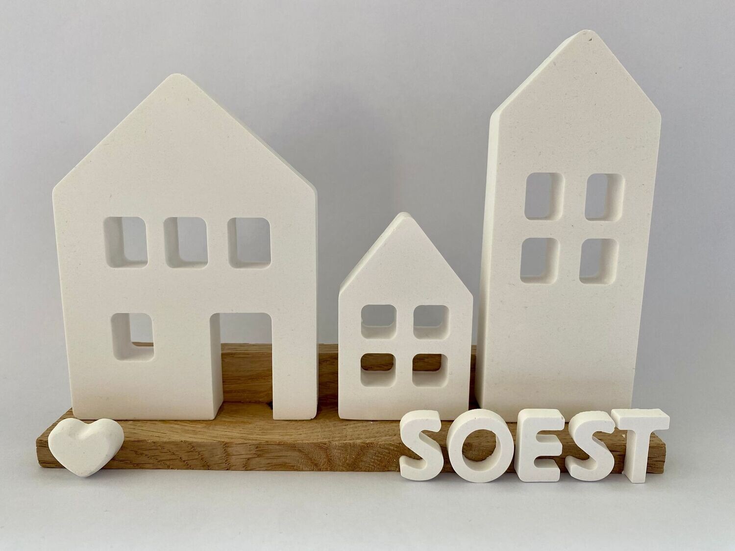 Häuserreihe "HOME/ SOEST"