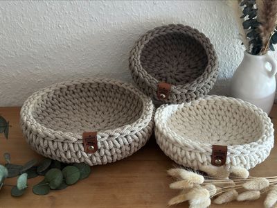 Häkelschale mittel