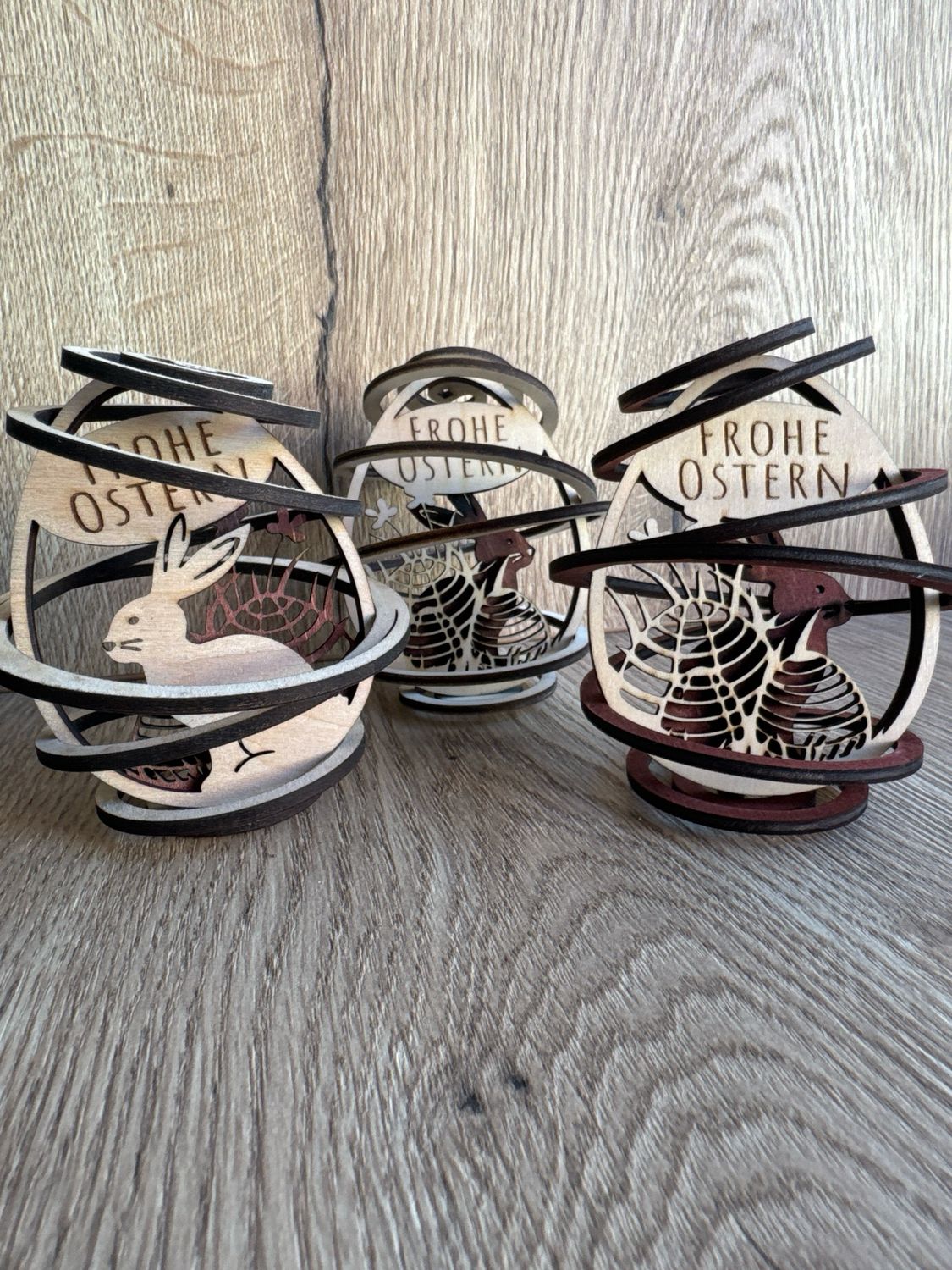 Oster-Dekoration "Hase und Ei"