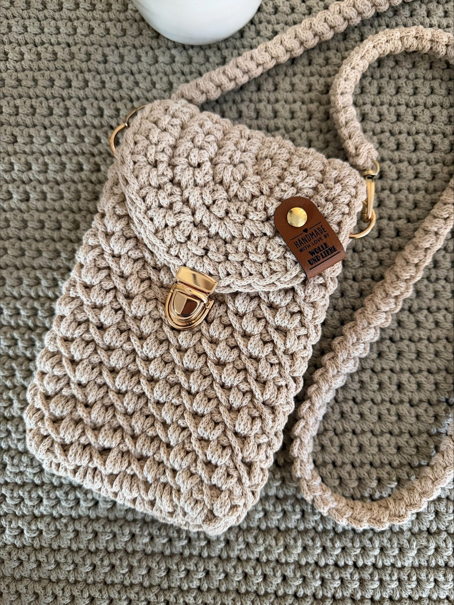 Handytasche mit Klappe