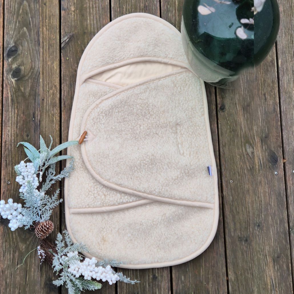 MAVE Baby Pucksack Wolltuch mit Kapuze
