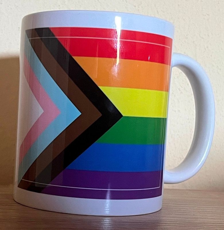 Kaffeebecher Progress Pride