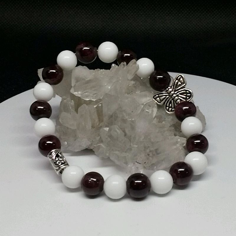 Tridacna and Garnet
