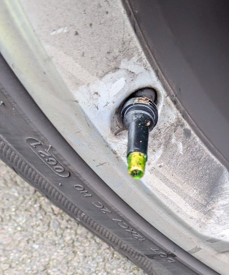 Drivesafe emergency tyre repair sealant x2