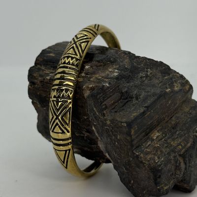 Ethnic