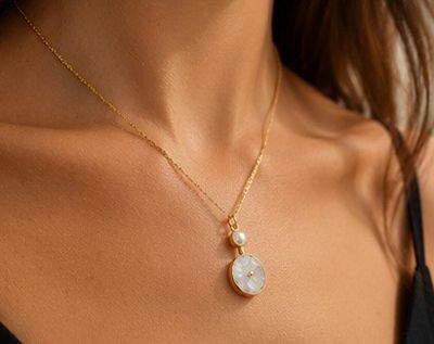 Clear Quartz &amp; Pearl
