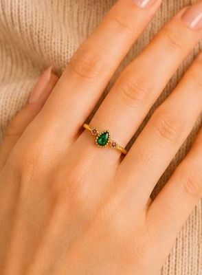 Teardrop Gem