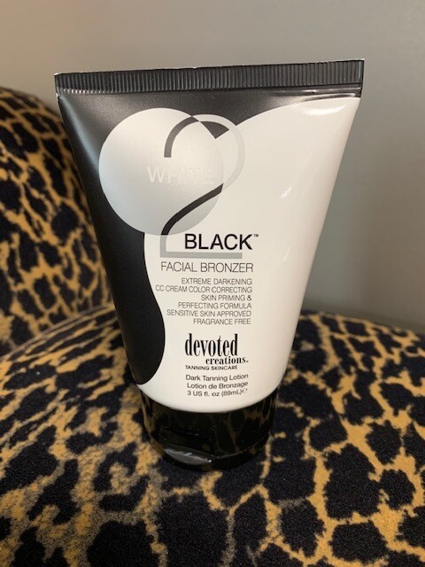 White 2 Black Face Bronzer