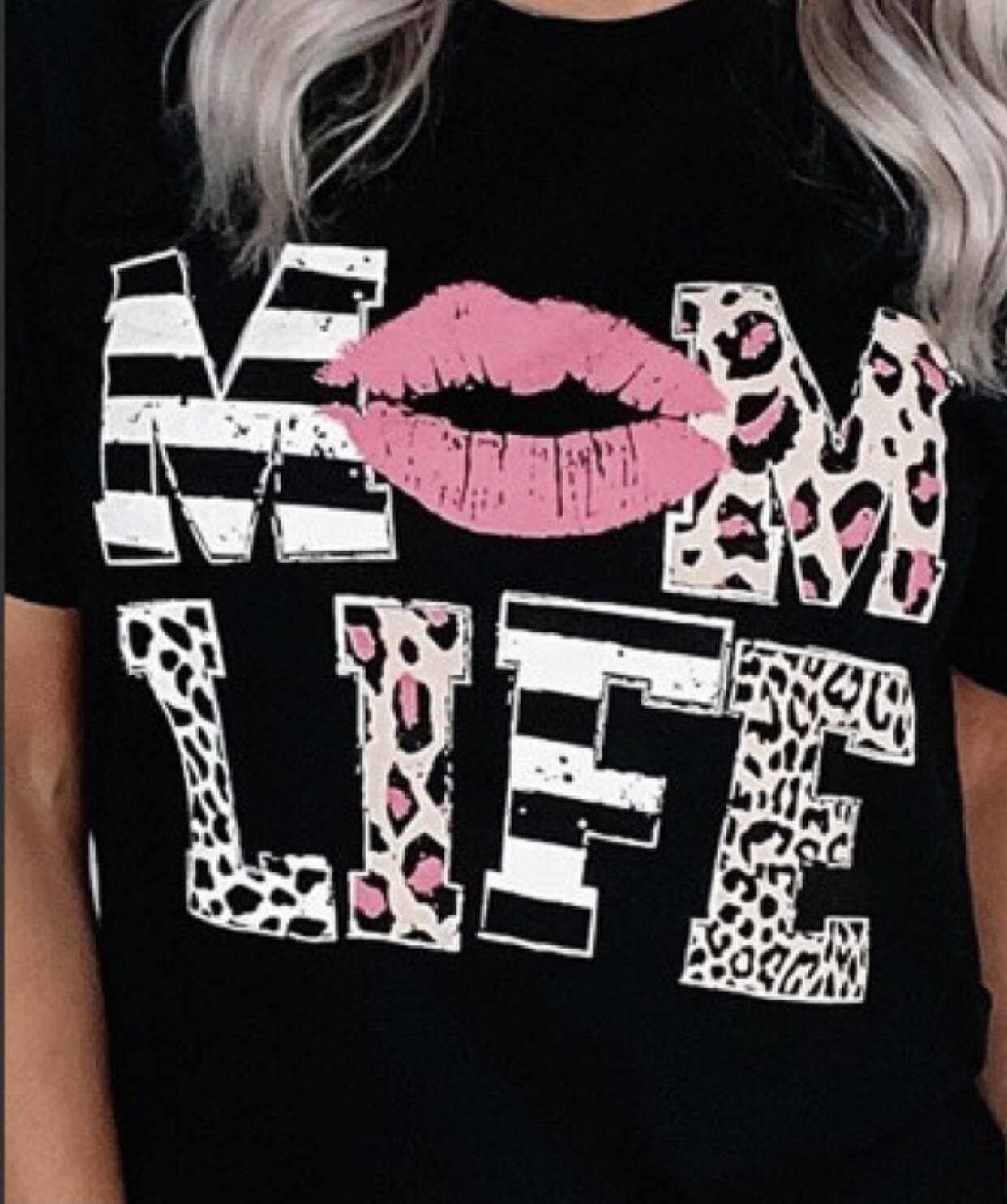 Mom Life Graphic Tee 