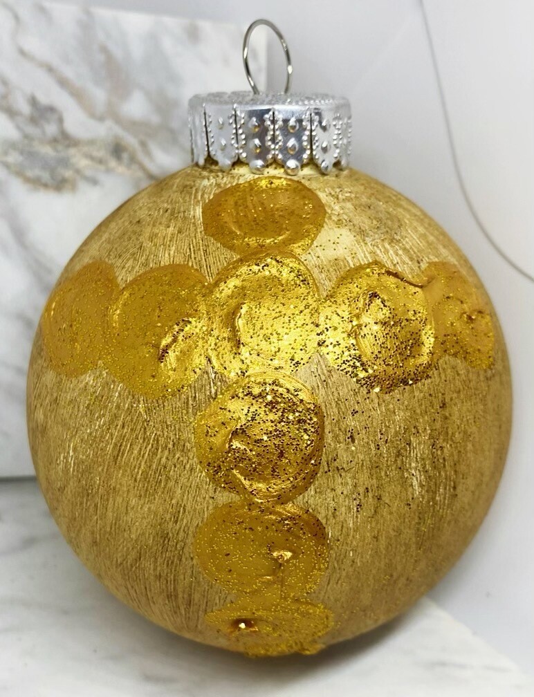 Round Ornament, Gold On Gold Cross