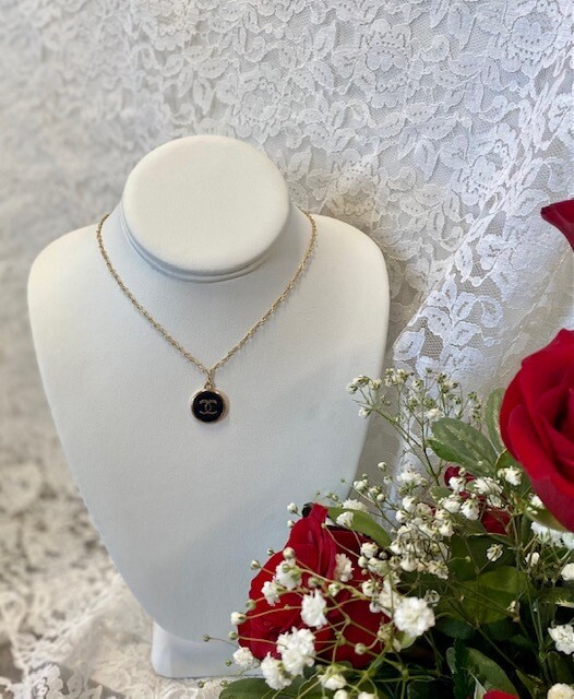 Brooke Morgan Inspired Necklace, Black