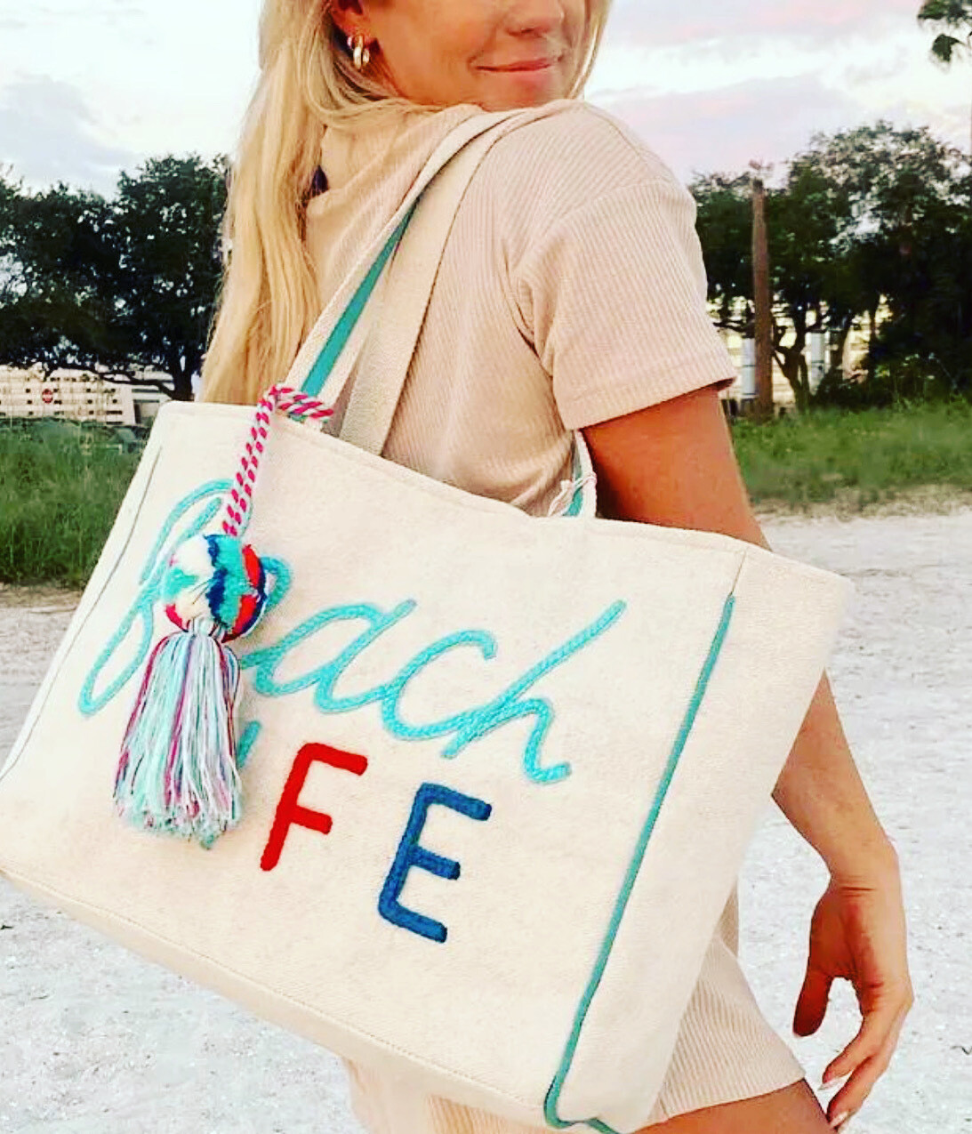 Katydid Beach Life Beach Bag