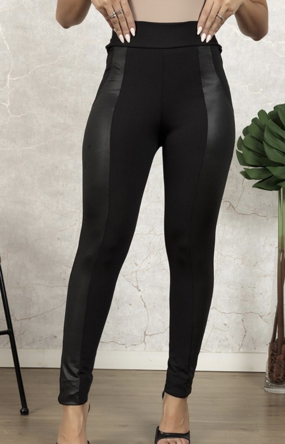 Leather Panel HW Leggings, Black