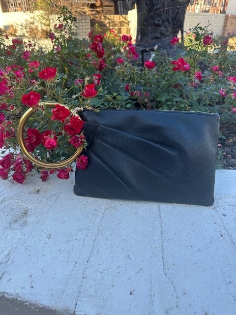 Hobo Sheila Hard Ring Clutch, Black