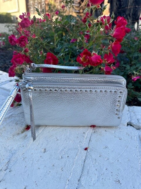 Hobo Dayton Wristlet, Argento