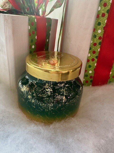 Capri Blue 8oz. Glimmer, Crystal Pine