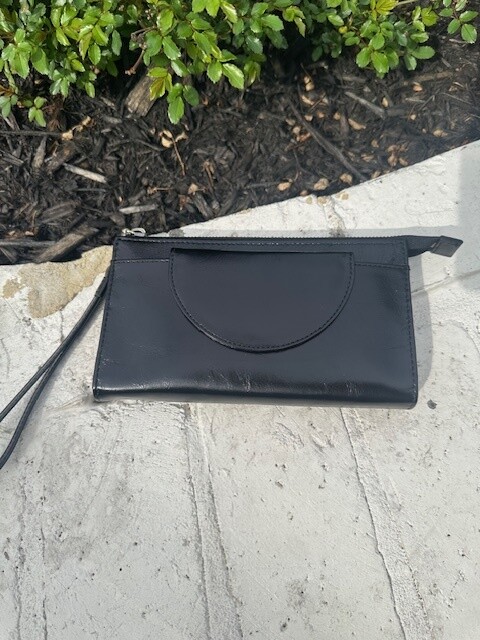 Hobo Zenith Wristlet, Black