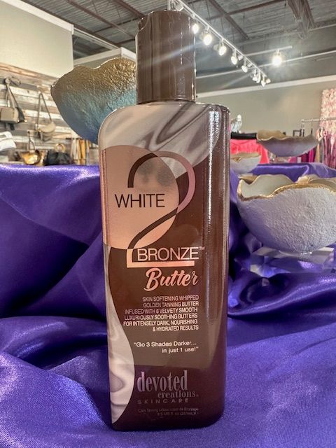 White 2 Black Bronze Butter Bronzer