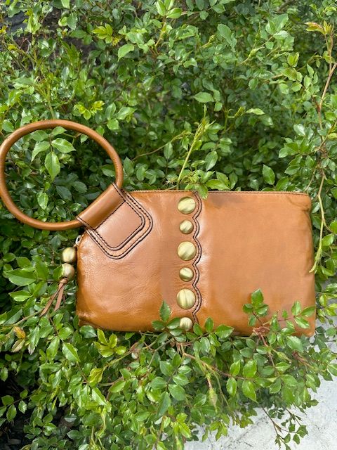 Hobo Sable Wristlet, Truffle
