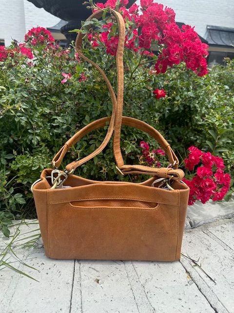 Hobo Seneca Shoulder Crossbody, Whisky