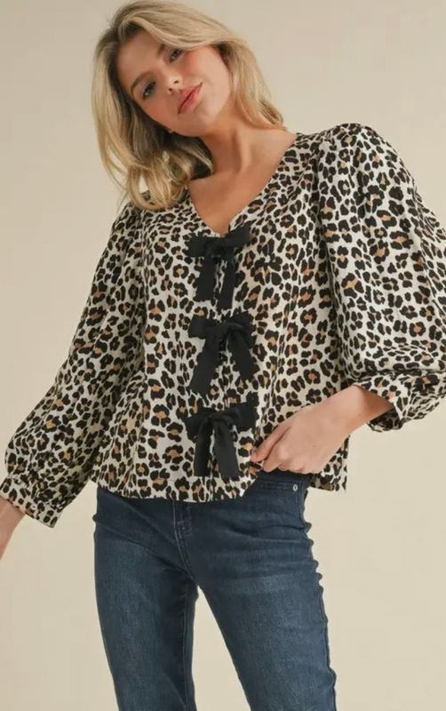 Leopard Bow Top