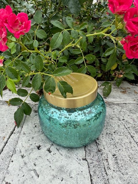 VolcanoCapri Blue (Aqua Opaline), 8oz.