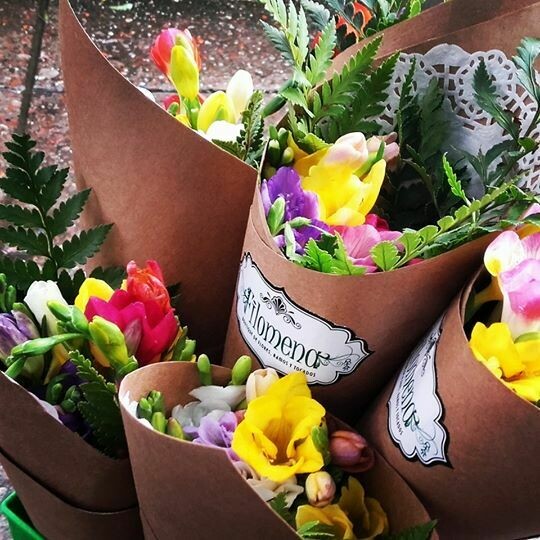 Cono Kraft de flores