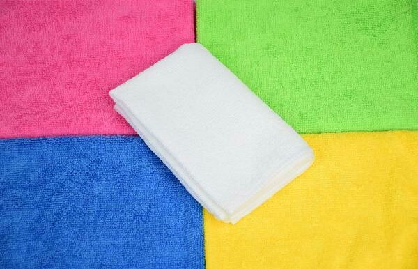 MICROFIBER CLEANING CLOTHS