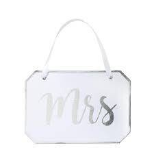 Mrs. skilti. 22cm. x 15cm.