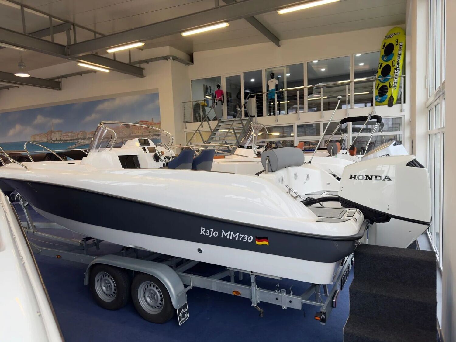 RaJo MM 730 open mit Honda 135 PS und Trailer