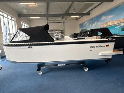 RaJo MM 515c mit Suzuki 15 PS und Trailer RaJo MM 515c mit Suzuki 15 PS und Trailer