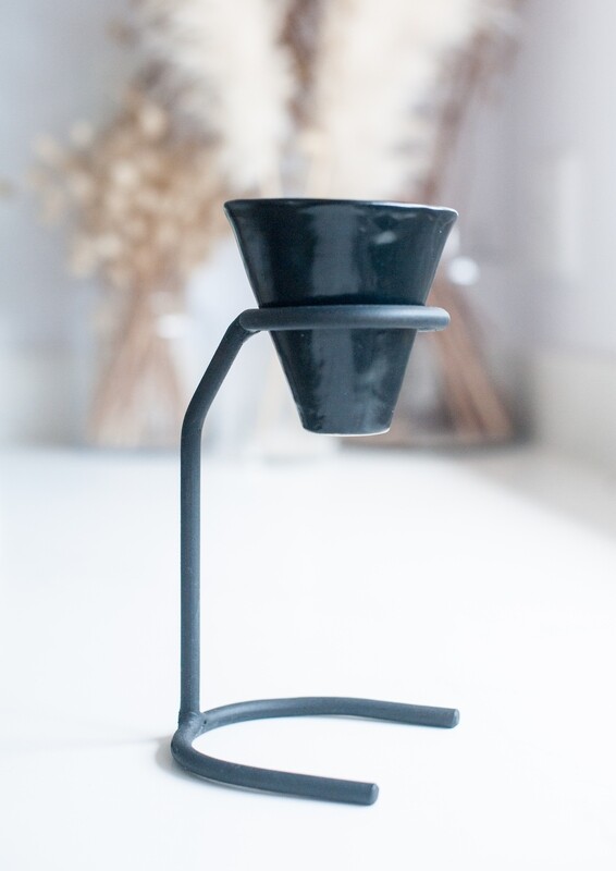 Inkululeko Black Black Pour-over Funnel &amp; Stand