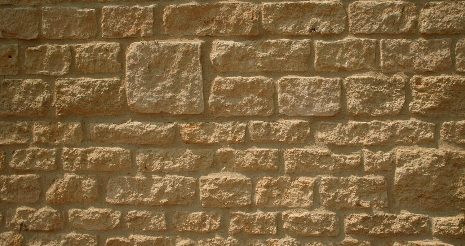 Cotswold Buff Random Coursed Real Cotswold Stone Cladding - Samples