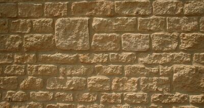 Cotswold Buff Random Coursed Real Cotswold Stone Cladding Slips
