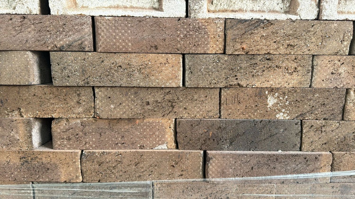 Brown Brick Paving (Full Pallet Deal)