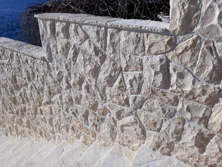 Merkurije Random Real Stone Cladding Slips - samples