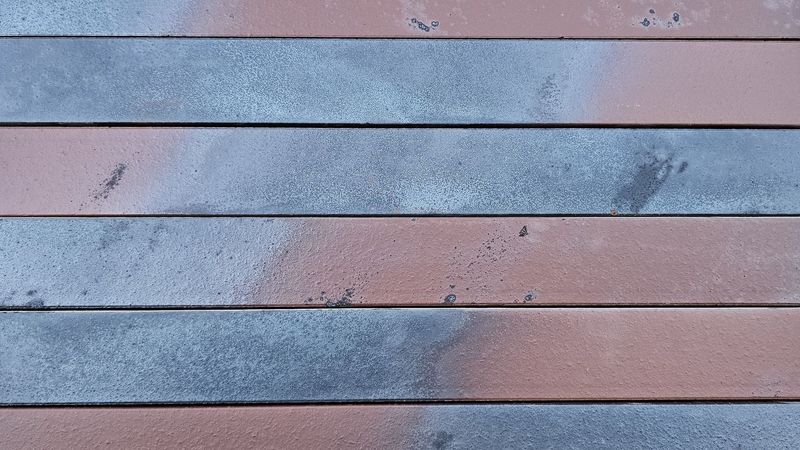 Bastion Rock (LFBS14) King Size - Clinker Brick Slips - Sample