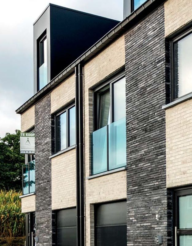 Long Clay 495 Carbon Handmade Roman Brick Slip Corners