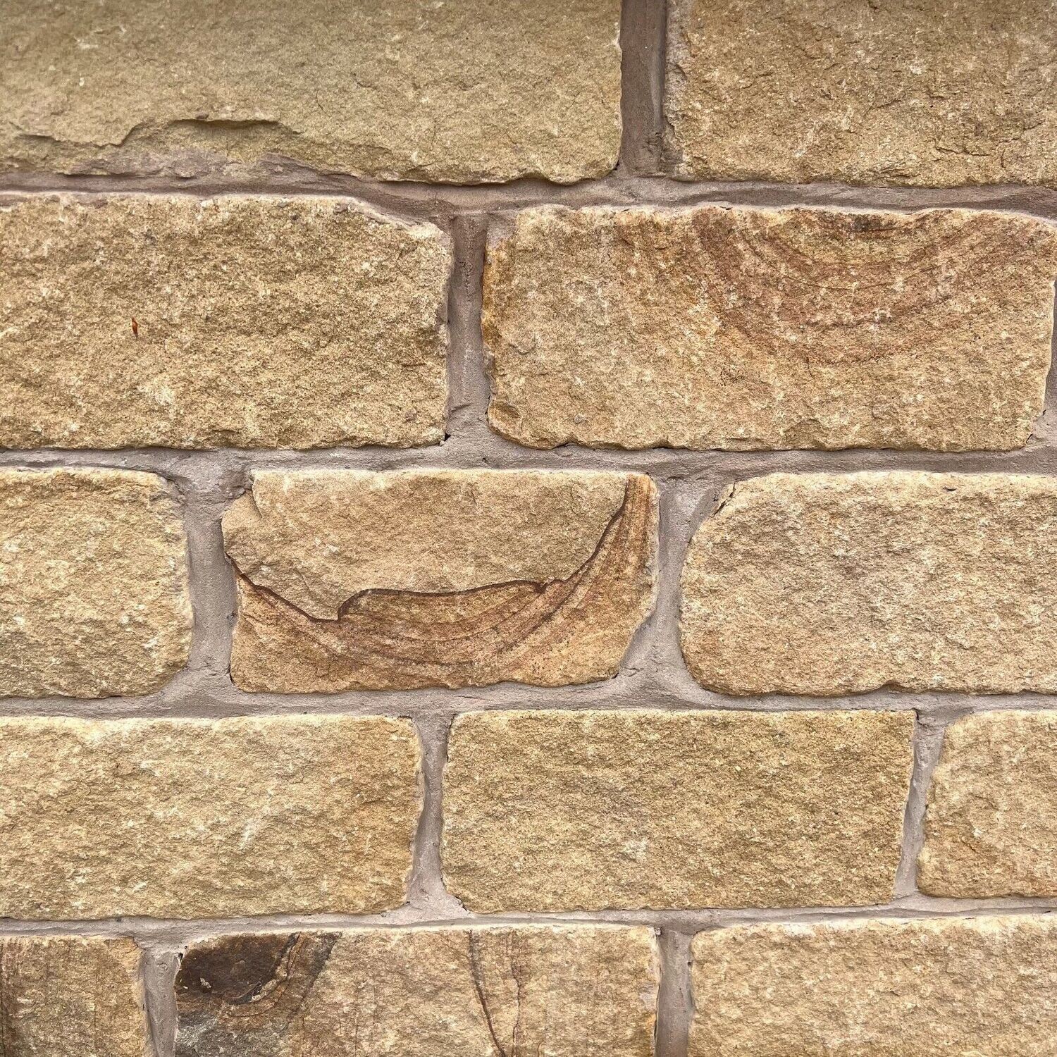 York Stone Coursed & Tumbled 140mm Real Stone Cladding Corners York Stone Coursed & Tumbled 140mm Real Stone Cladding Corners
