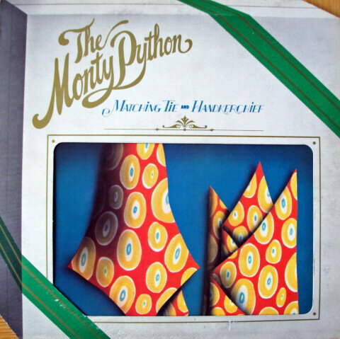 Monty Python – The Monty Python Matching Tie And Handkerchief
