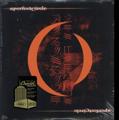 PERFECT CIRCLE / MER DE NOMS